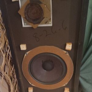 Advent Loudspeakers